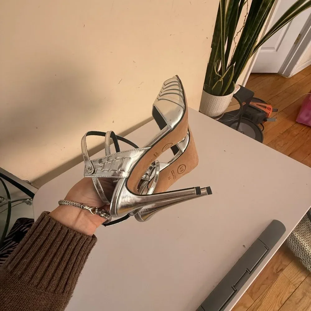 Veronica Beard Metallic Silver Heels Size 6, Used Once (see pictures)